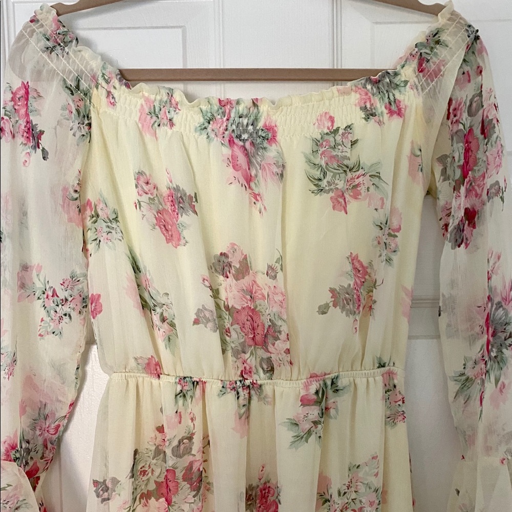 Maxi off the should dress